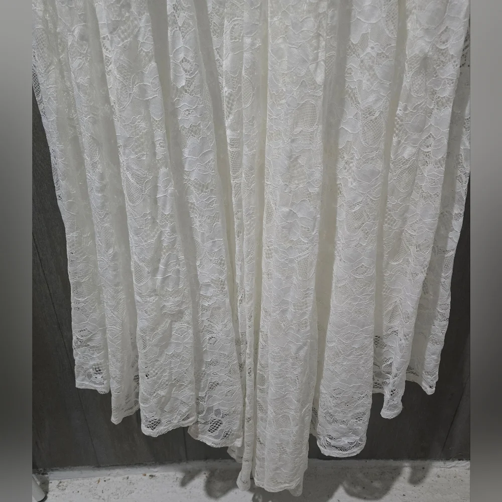 Ivory Lace Short Sleeve Fit & Flare Wedding Dress *NWT* - Picture 7 of 10